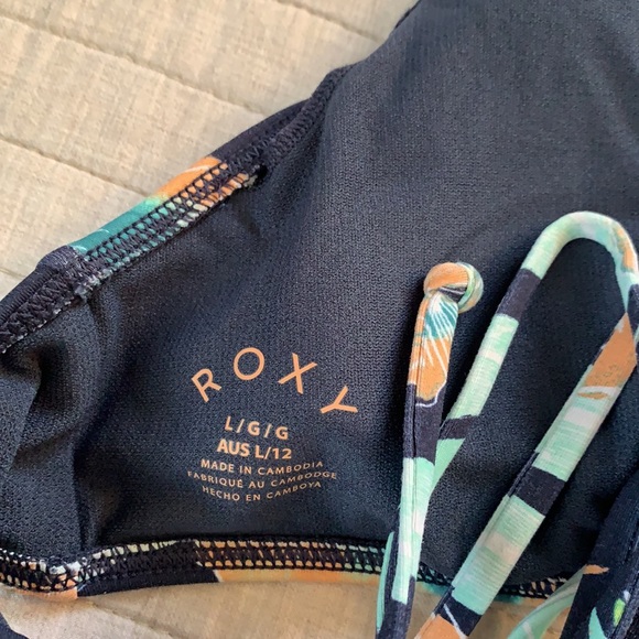 Roxy tropical floral blue strapy padded bikini top large - Picture 5 of 5